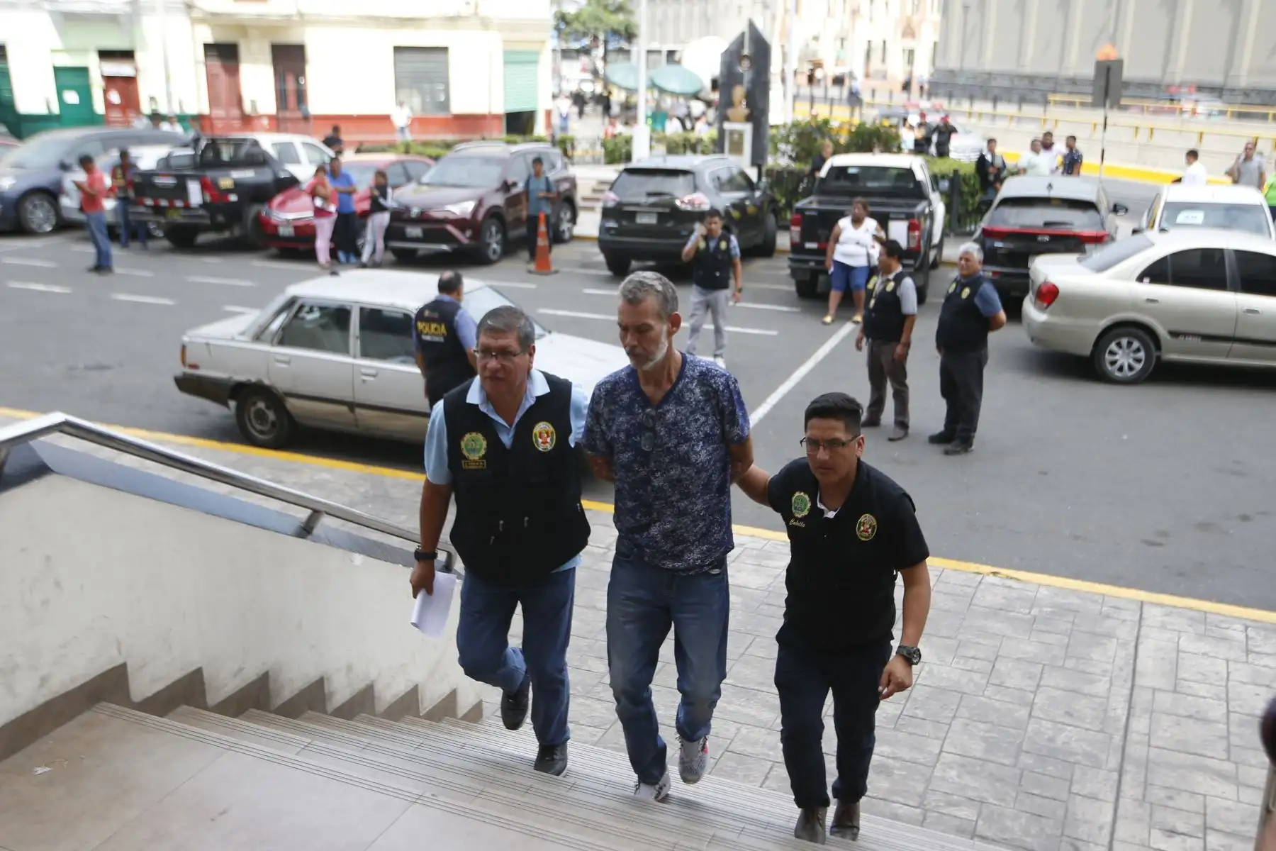 Ex congresista Víctor Albrecht, es detenido por la policía por el caso Eslimp " Aporte fantasma". 
Foto: ANDINA/Eddy Ramos