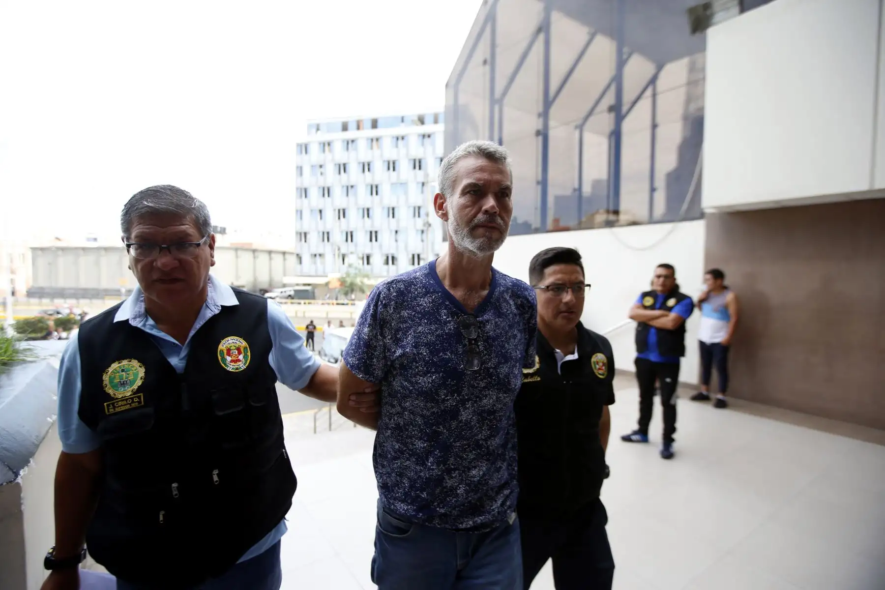 Ex congresista Víctor Albrecht, es detenido por la policía por el caso Eslimp " Aporte fantasma". 
Foto: ANDINA/Eddy Ramos