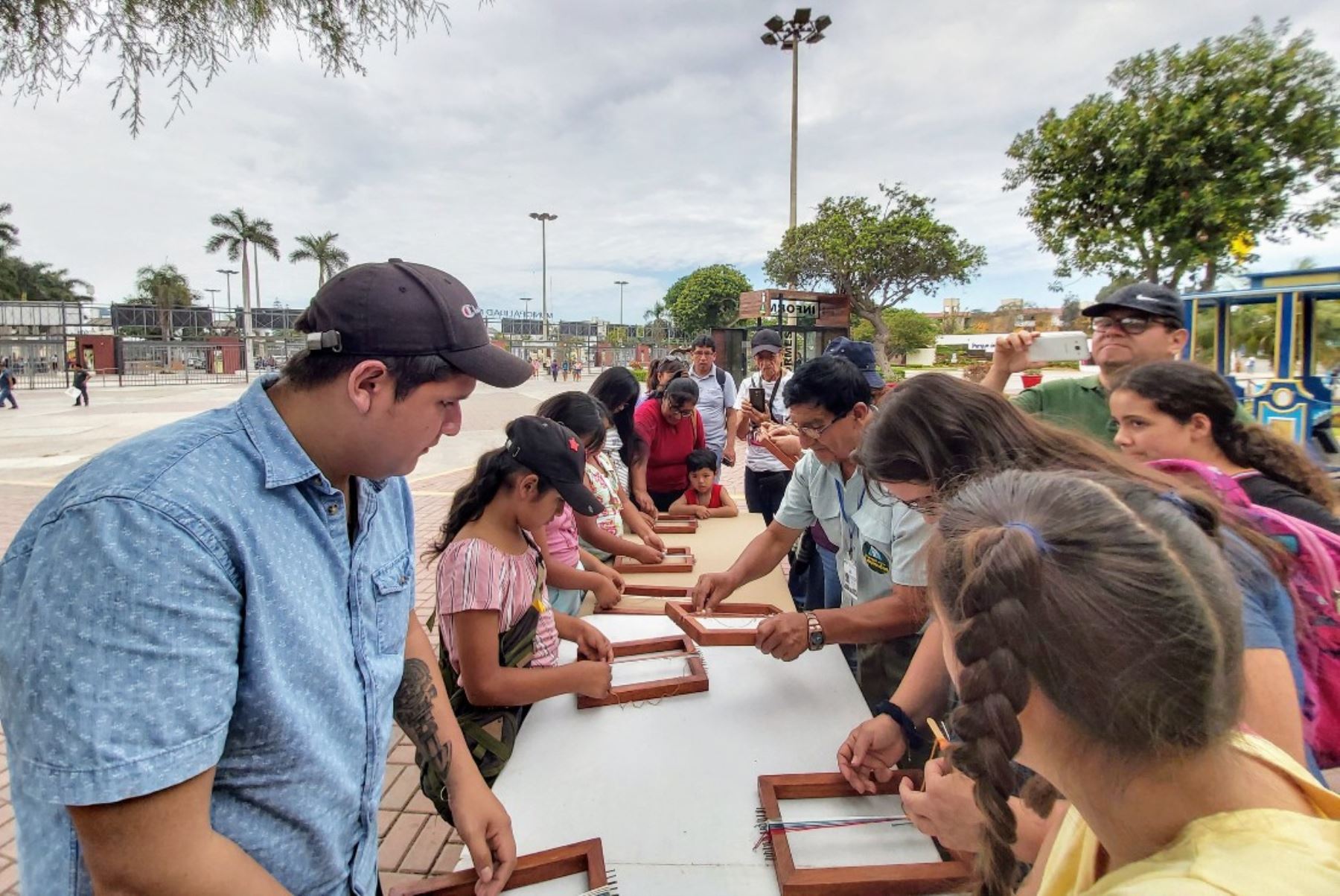 Parque las Leyendas convoca a voluntarios para cuidado de bienes naturales y culturales. Foto: ANDINA/Difusión.