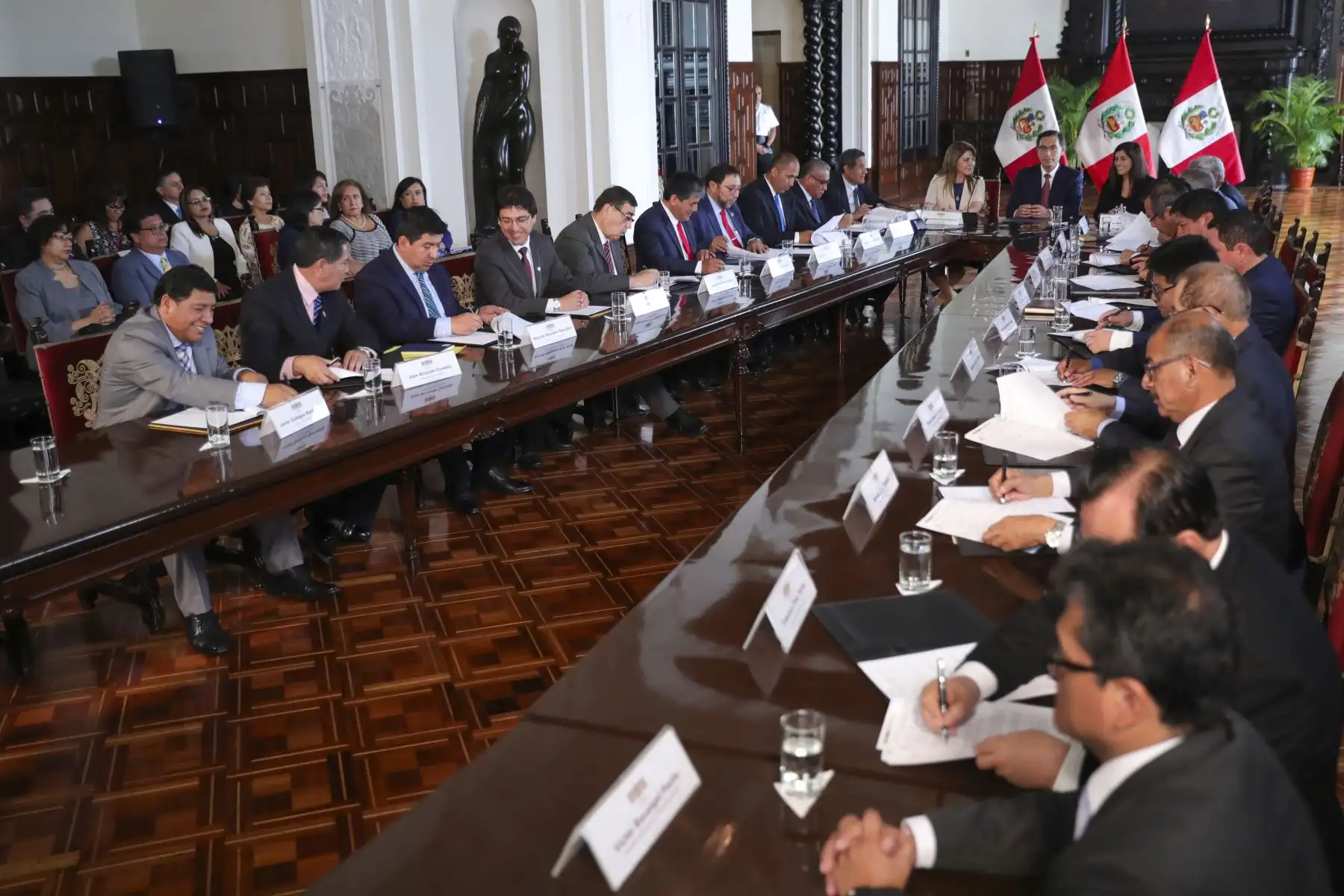Presidente de la República participó en la Presentación y suscripción de las adendas de los convenios de financiamiento entre las Instituciones Administradoras de Fondos de Aseguramiento en Salud - IAFAS, Seguro Integral de Salud - SIS, Fondo Intangible Solidario de Salud - FISSAL y los Gobiernos Regionales para el año 2020. Foto: ANDINA/Prensa Presidencia
