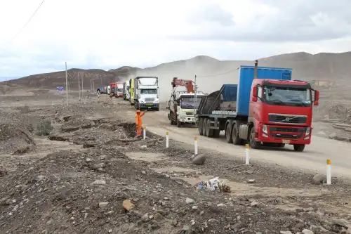 Huaico en Nasca, en Ica, restringe el tránsito en la carretera Panamericana Sur. Foto: Genry Bautista Linares