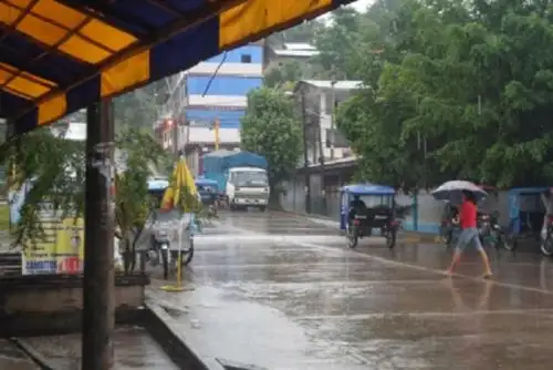 Intensa lluvia se debió al incremento de la humedad en la amazonía central producto del ingreso del viento de capas bajas de la atmosfera provenientes del noreste y este, explicaron los especialistas.
