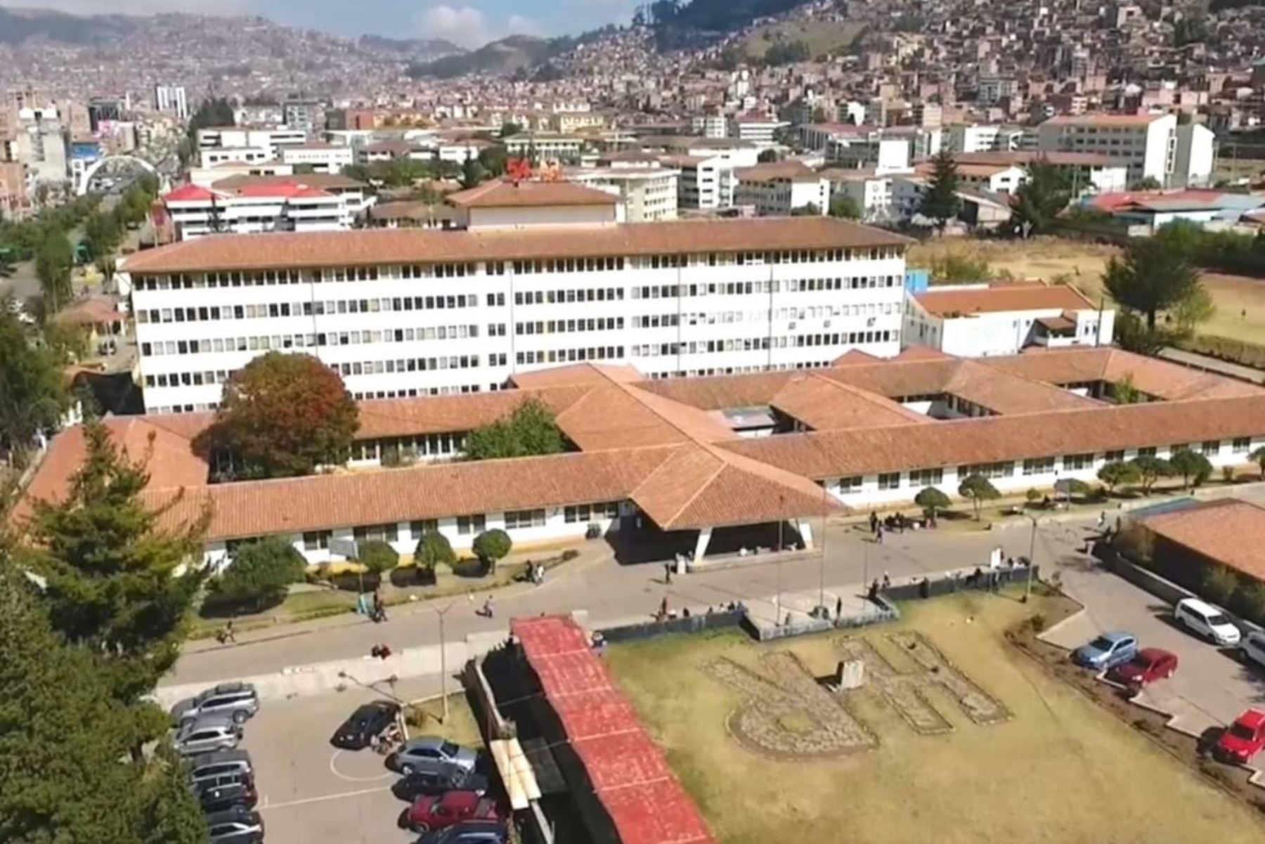 Las dos turistas de nacionalidad china se encuentran internadas en el Hospital Regional de Cusco para descartar posible caso de coronavirus. Foto: Percy Hurtado