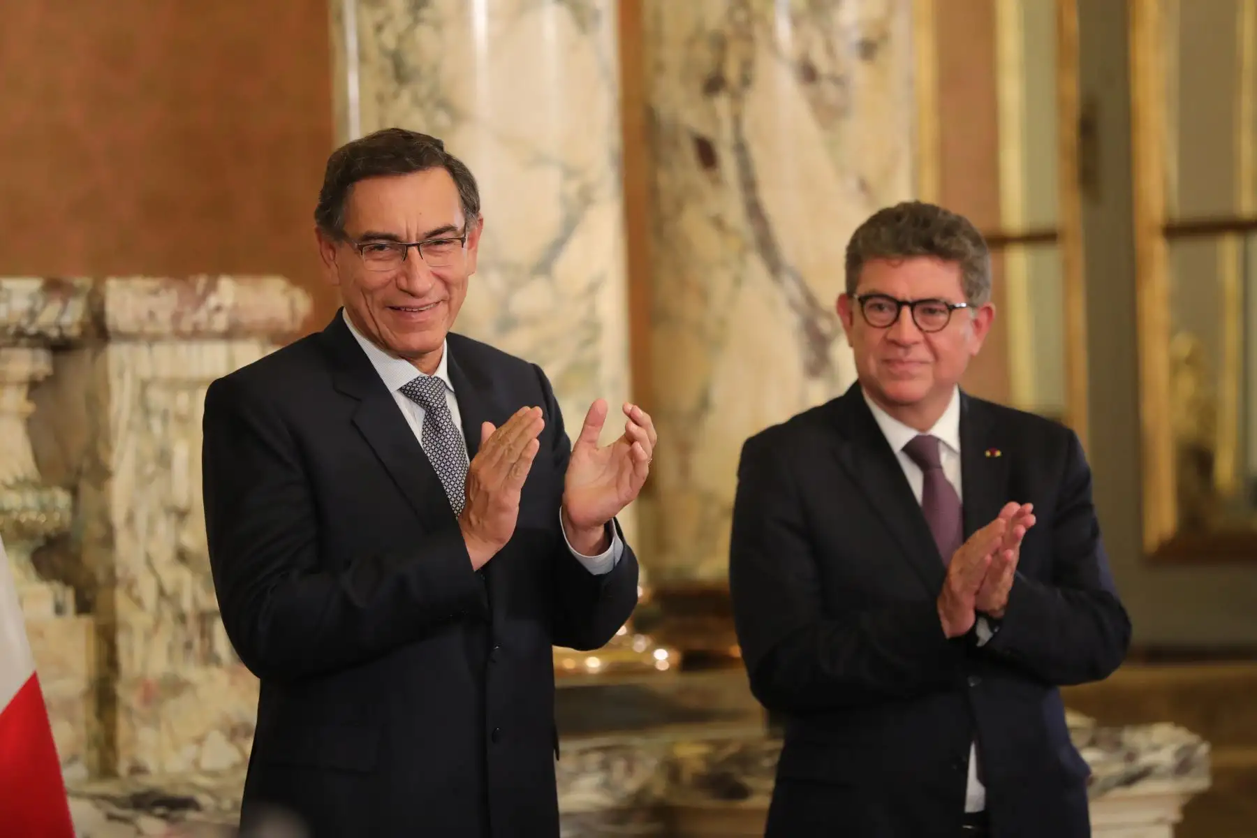Presidente de la república , Martín Vizcarra y el Canciller del Perú , Gustavo Adolfo Meza-Cuadra Velásquez recibe el saludo protocolar del cuerpo diplomático 2020, acreditados en el Perú.
Foto: ANDINA/ Prensa Presidencia