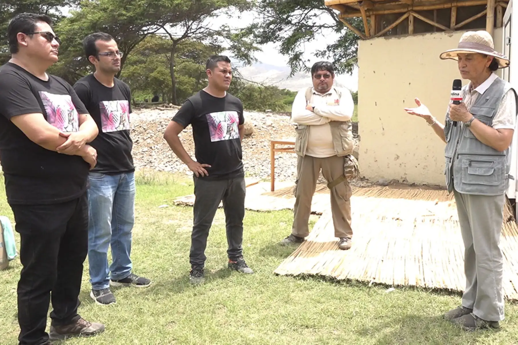 Equipo de investigadores estudian junto al equipo de la Dra. Ruth Shady, el ADN de los antiguos habitantes de la civilización Caral a través de sus coprolitos.