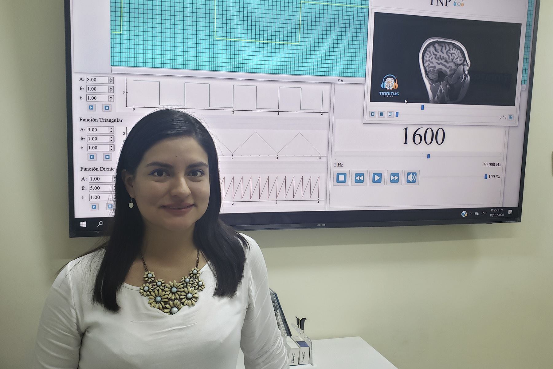 La tecnología de Tinnitus Perú permite reducir en un 80% los zumbidos que afectan a los pacientes. Foto: ANDINA