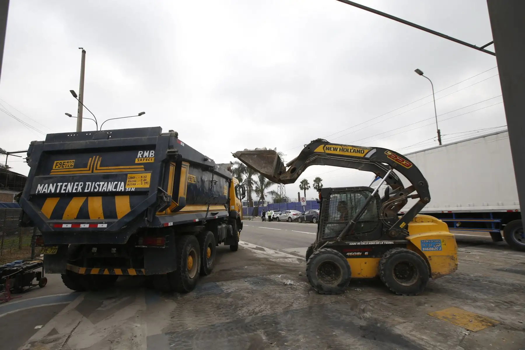 Casetas del peaje de La Molina son retirados por orden judicial. 
Foto: ANDINA/Eddy Ramos