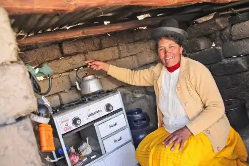 Fondo de Inclusión Social Energético.