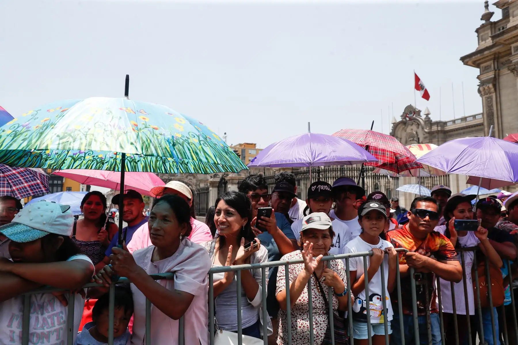 Pasacalle en honor a la Virgen de la Candelaria en Lima. 
Foto: ANDINA/Renato Pajuelo