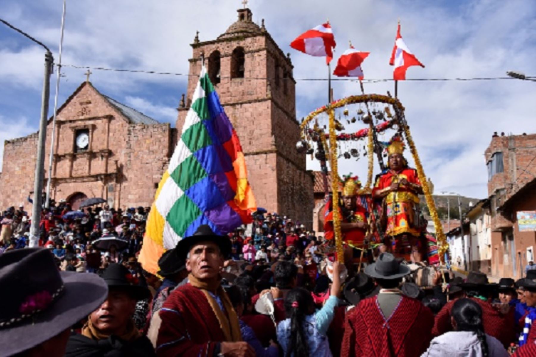 Con ritual a la Pachamama población de Moho celebra Fiesta de la Candelaria