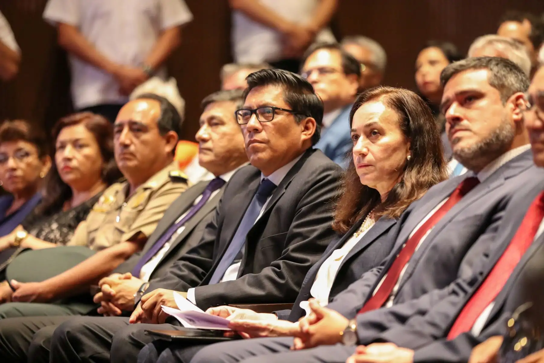 El presidente del Consejo de Ministros, Vicente Zeballos, participó en acto de reconocimiento a las víctimas policiales del periodo de violencia 1980 – 2000.Foto:ANDINA/PCM