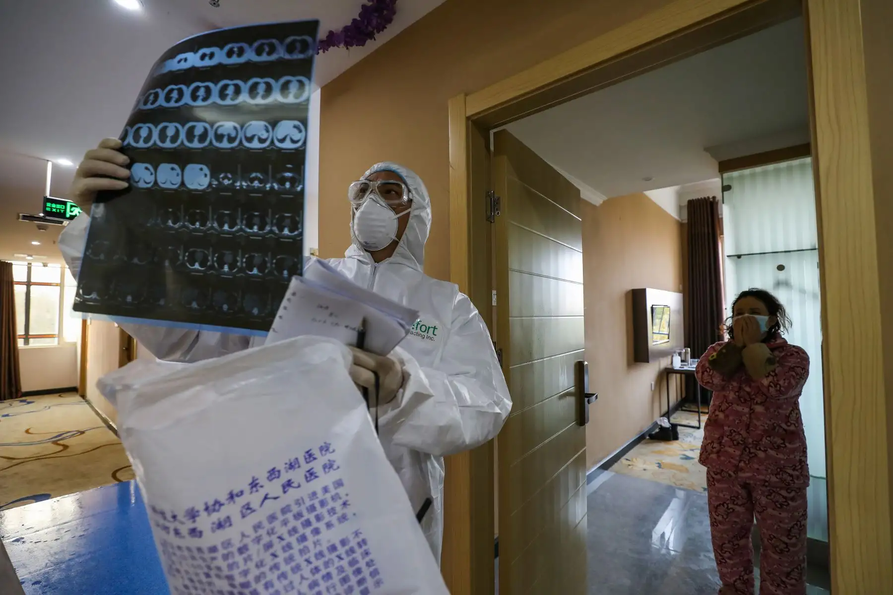 La medicina despliega esfuerzos en todos los ámbitos en un intento por frenar al Covid-19. Foto: AFP