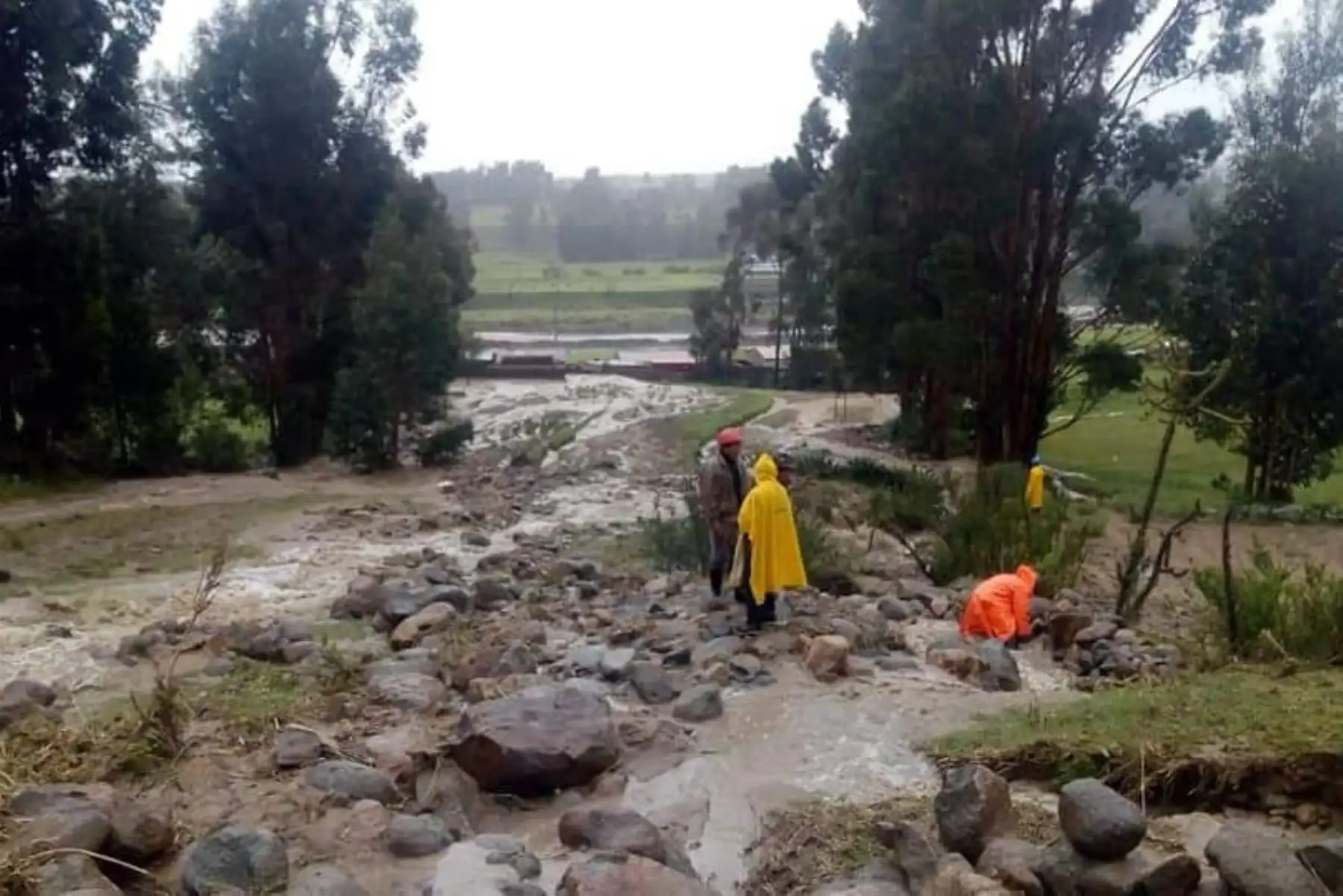 Desborde de riachuelo afecta viviendas y terrenos de cultivos en la sierra de Áncash. Foto: ANDINA/Difusión