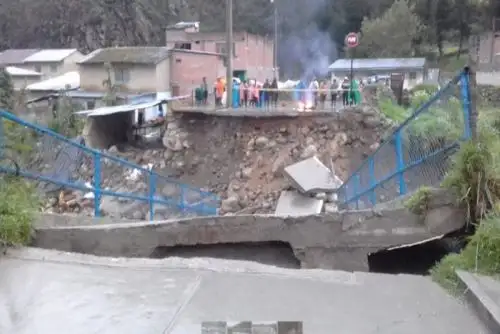 El puente que colpasó conecta con diversos barrios de Huagaychan, Cushitambo Cacara y Ninabamba y hacia el terminal interdistrital
