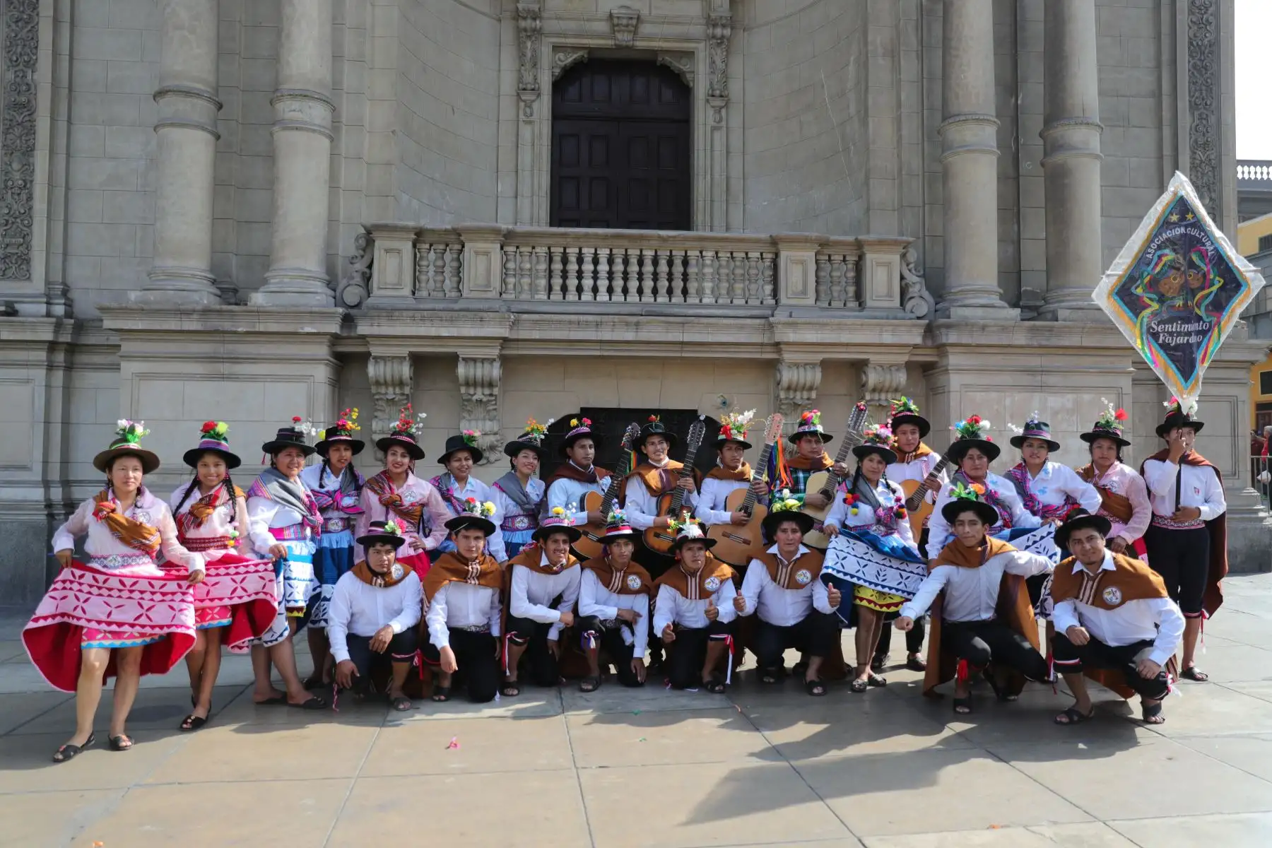 Presidente Martín Vizcarra participa en el lanzamiento del Carnaval Ayacuchano 2020.
Foto: ANDINA/Prensa Presidencia