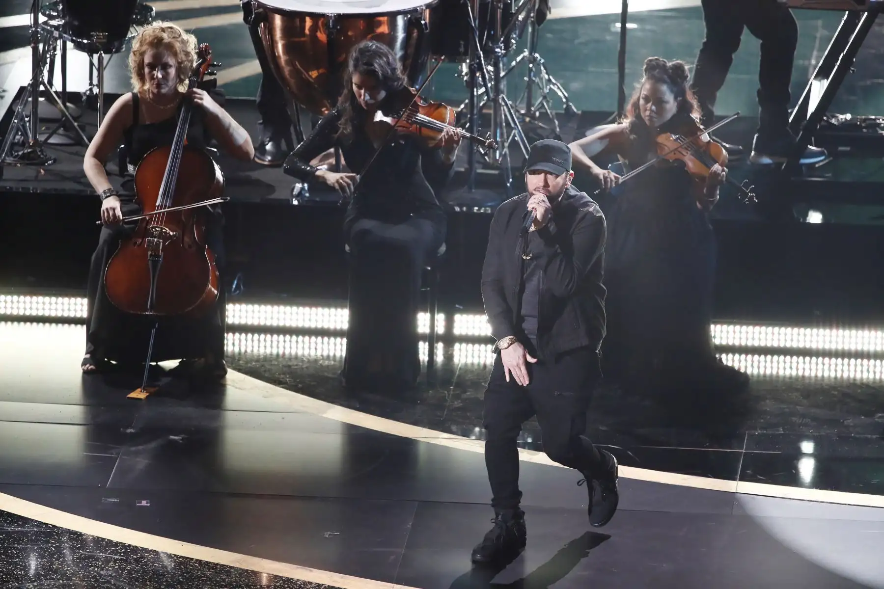 Eminem actúa durante la 92a ceremonia anual de los Premios de la Academia en el Dolby Theatre de Hollywood, California, EE. UU.
Foto: AFP