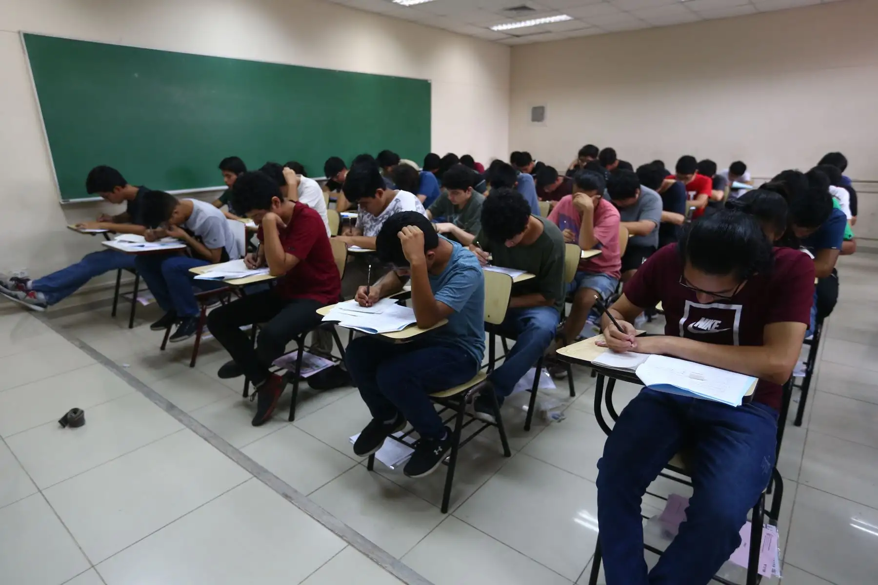 El registro de los postulantes se dividirá en cuatro fases, según las iniciales de sus apellidos, indicaron voceros de la universidad.Foto: ANDINA.