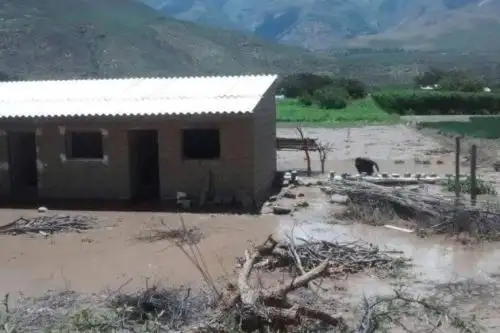 En la sierra de Áncash se registran lluvias intensas, que ocasionan daños en la infraestructura pública.