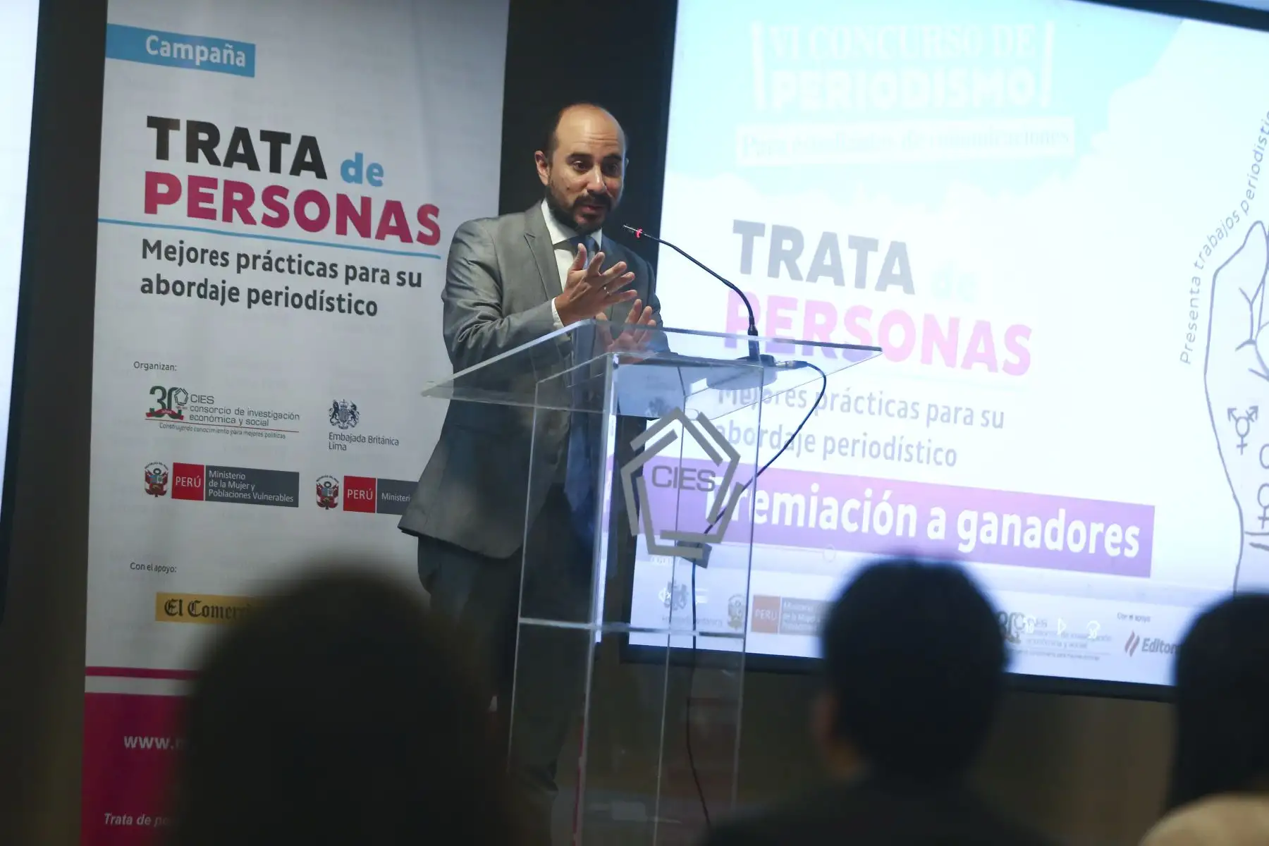 Premiación del VI concurso de periodismo "Trata de Personas: mejores prácticas para su abordaje periodístico" organizado por el CIES. Foto: ANDINA / Jhonel Rodríguez Robles