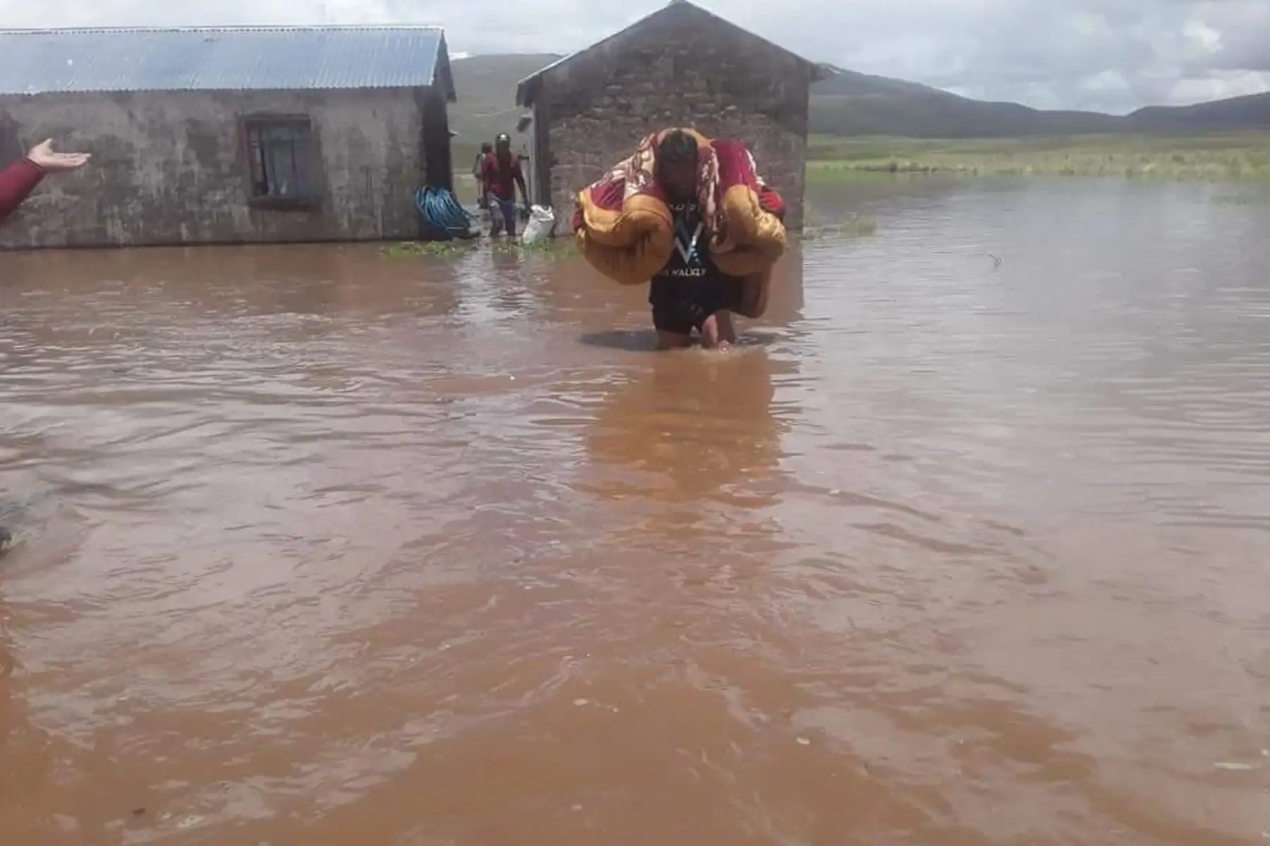 El desborde de ríos afectó a viviendas y terrenos de cultivo en las provincia de Chucuito y El Collao, en Puno. ANDINA