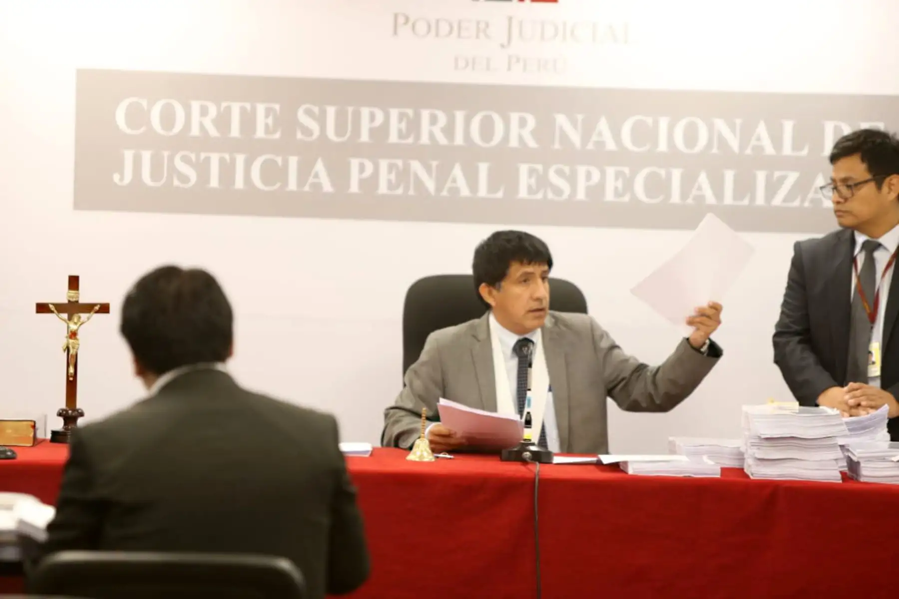 El Juez Concepción Carhuancho preside la audiencia de pedido de prisión preventiva contra el  exalcalde del Callao Juan Sotomayor y el excongresista Víctor Albrecht. Foto: ANDINA/Difusión