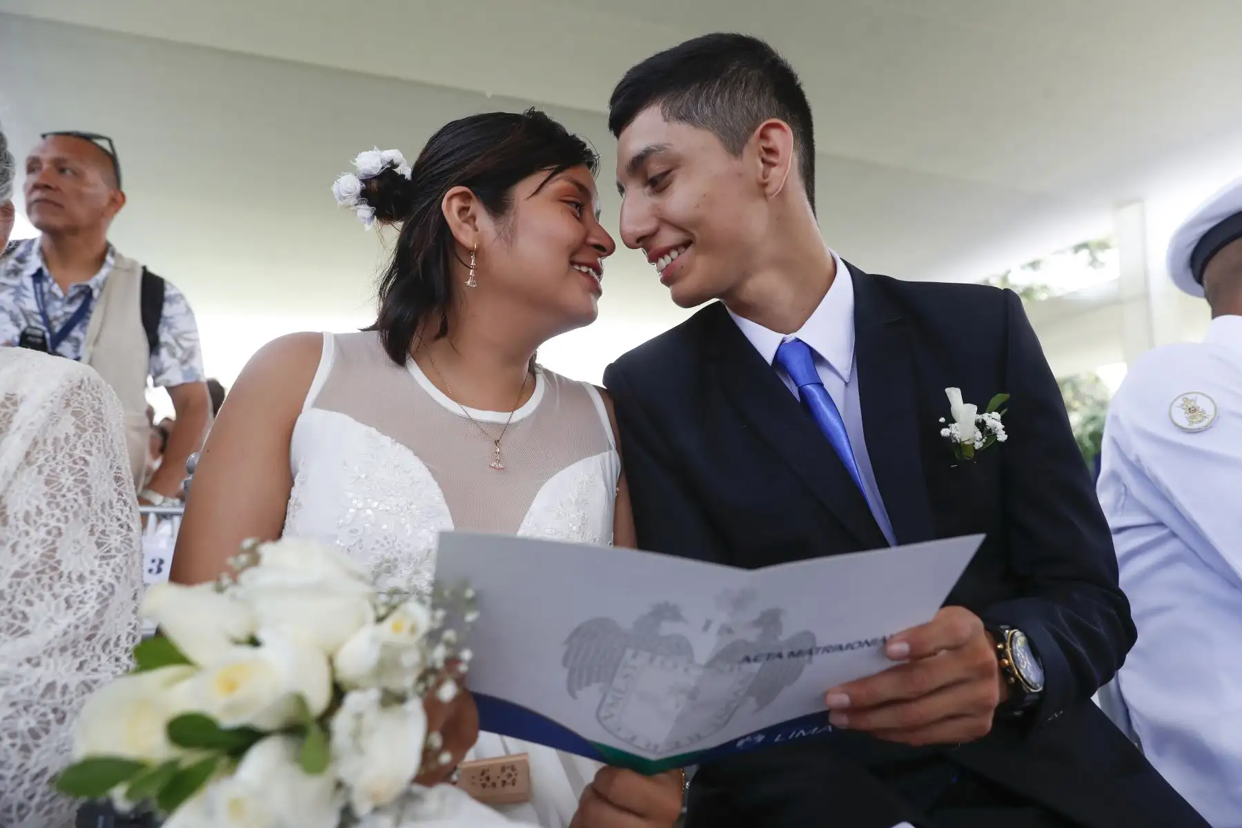 En el Día del Amor y la Amistad, ciento nueve parejas se dieron el sí ante la Ley en el primer matrimonio civil comunitario del año que organizó la Municipalidad de Lima. Foto: ANDINA/Renato Pajuelo