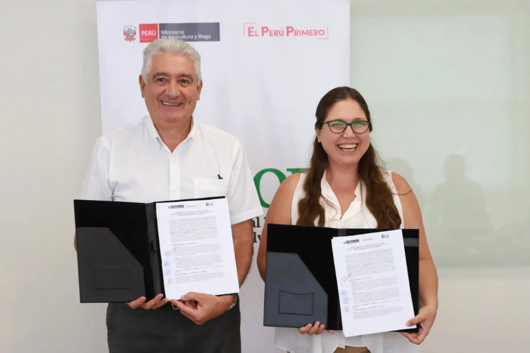 Firma de convenio entre Serfor y la Asociación de Amazónicos por la Amazonía