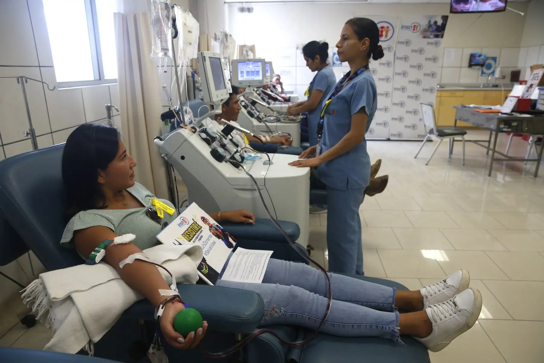 En el día internacional contra el cáncer infantil, el Instituto Nacional de salud del Niño y la  legión 501 Stars Wars invitan a la ciudadanía a donar plaquetas para pacientes con cáncer. 
Foto: ANDINA/Eddy Ramos