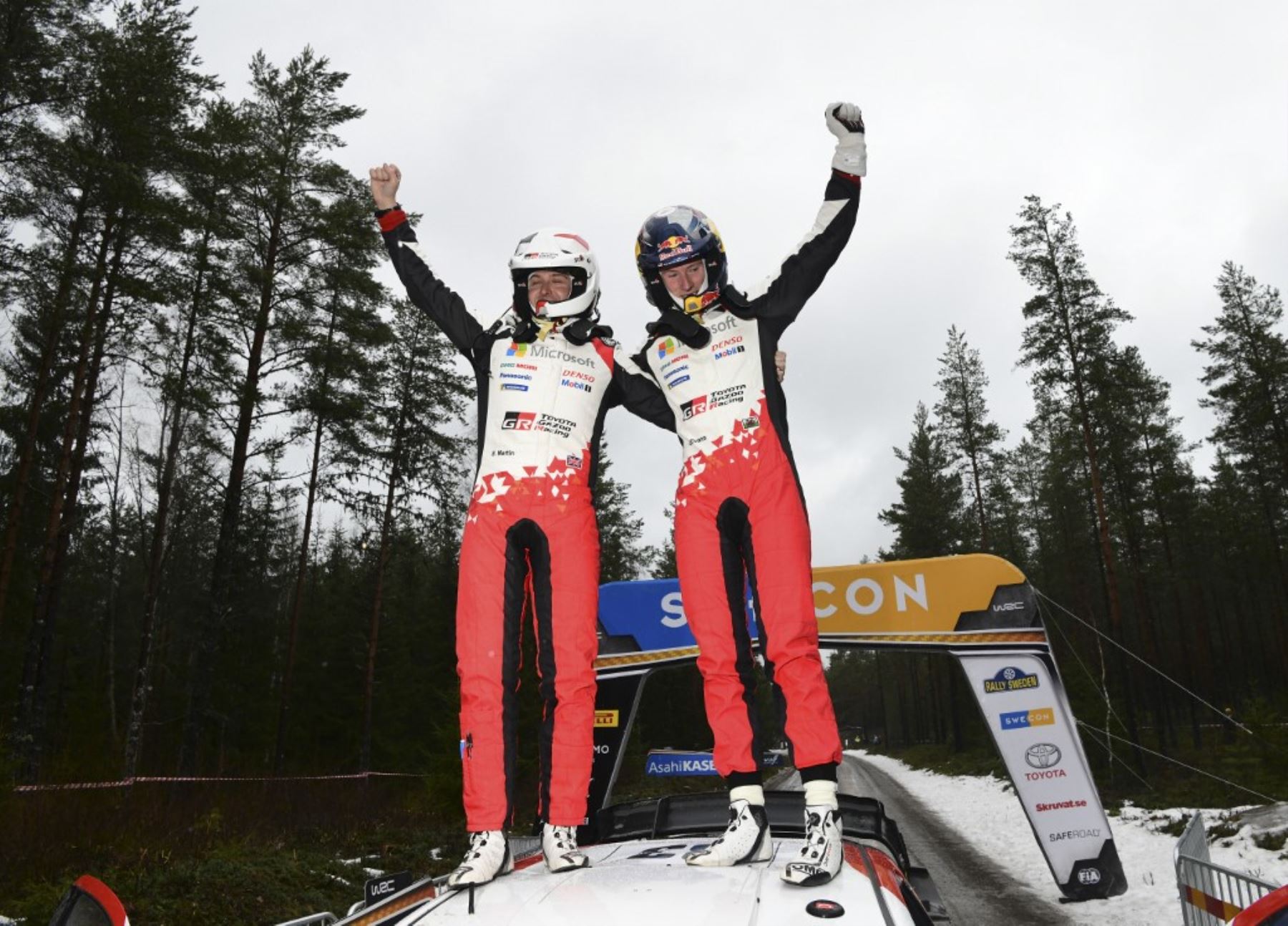 Elfyn Evans ganó en Suecia y se pone al frente del mundial de rally