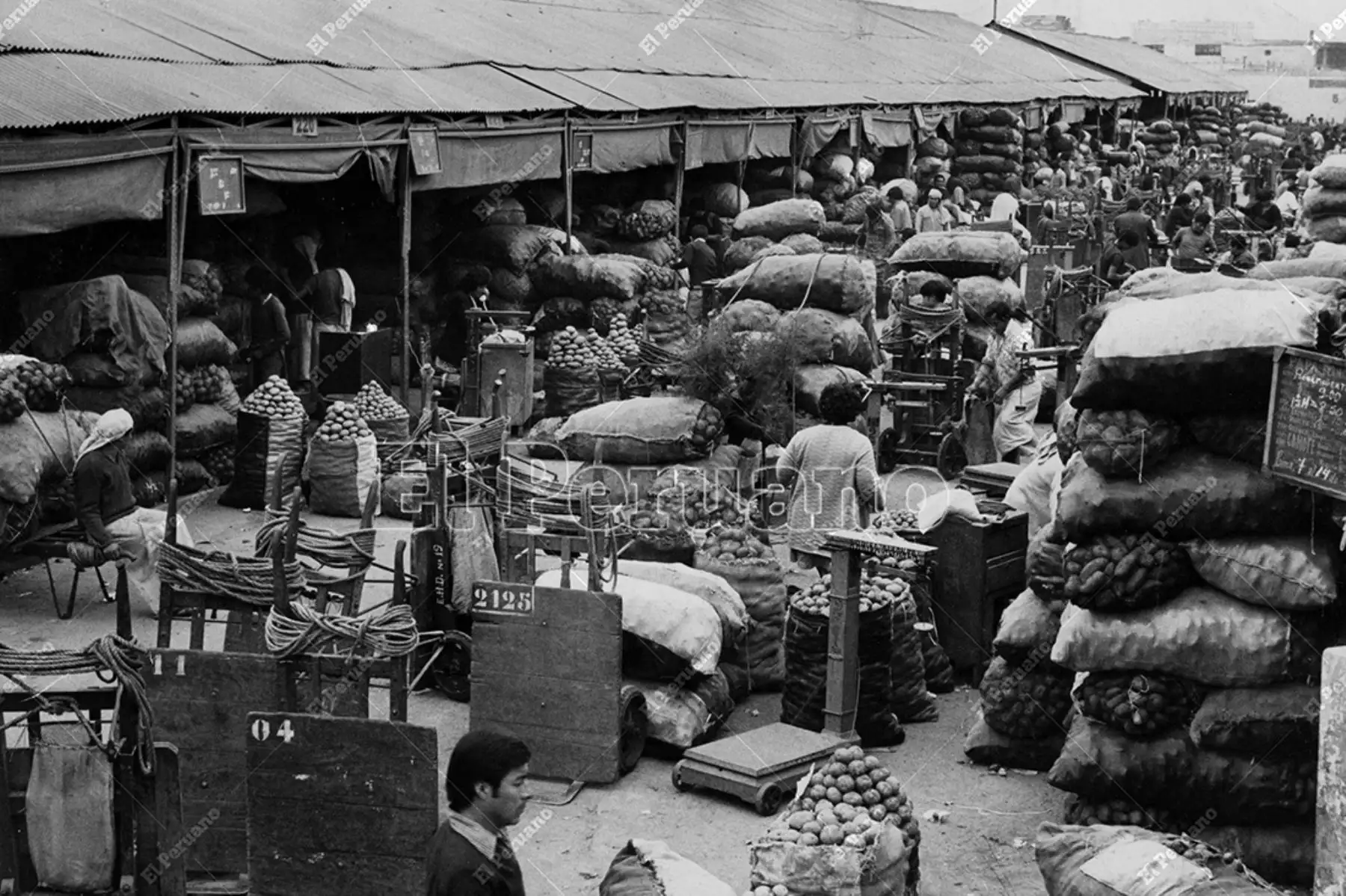 Lima - 13 julio 1976 / Mercado Mayorista de La Parada en La Victoria.
 Foto: Archivo Histórico de El Peruano