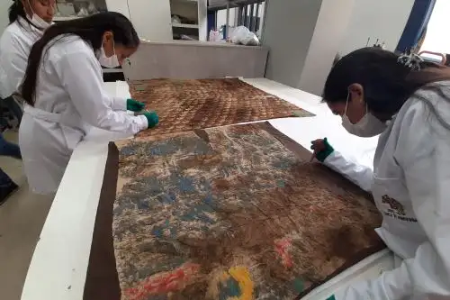 Laboratorio de arqueología de la Universidad Nacional de Trujillo preservará y conservará los vestigios arqueológicos hallados en Huanchaco. Foto: Luis Puell