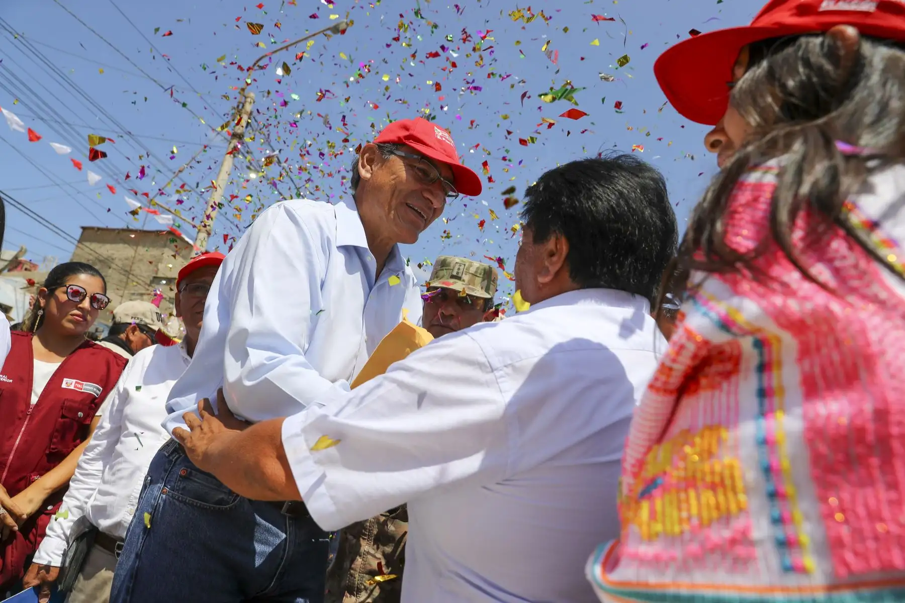 Presidente Martín Vizcarra supervisó la entrega de obras de rehabilitación de las calles del distrito de Santa Rosa de Chiclayo. Foto:ANDINA/ Prensa Presidencia