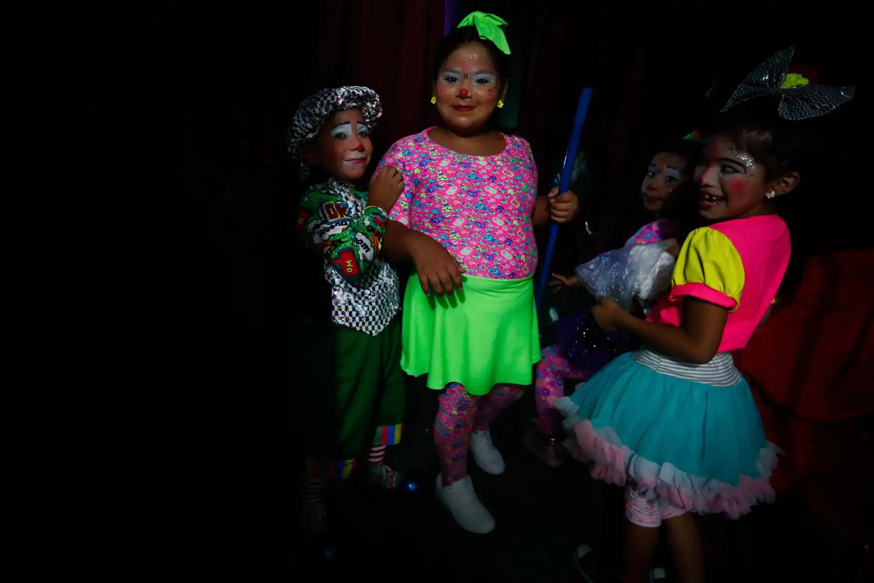 El payaso "Elegantito" durante el homenaje a Ricardo Farfán, conocido en el ambiente artístico como el payaso "Pitito"  por sus 96 años. Foto: ANDINA/Carlos Lezama