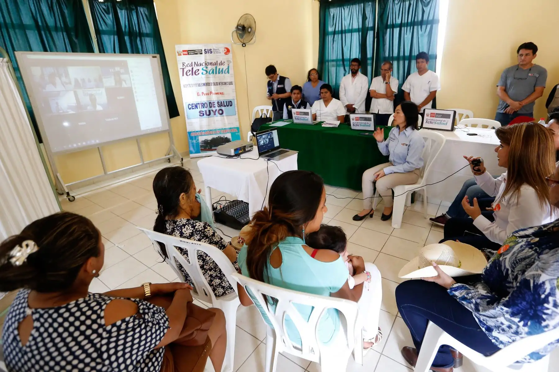 Durante la acción cívica multisectorial desarrollada en el distrito de Suyo (Piura) se efectuaron 58 teleconsultas.