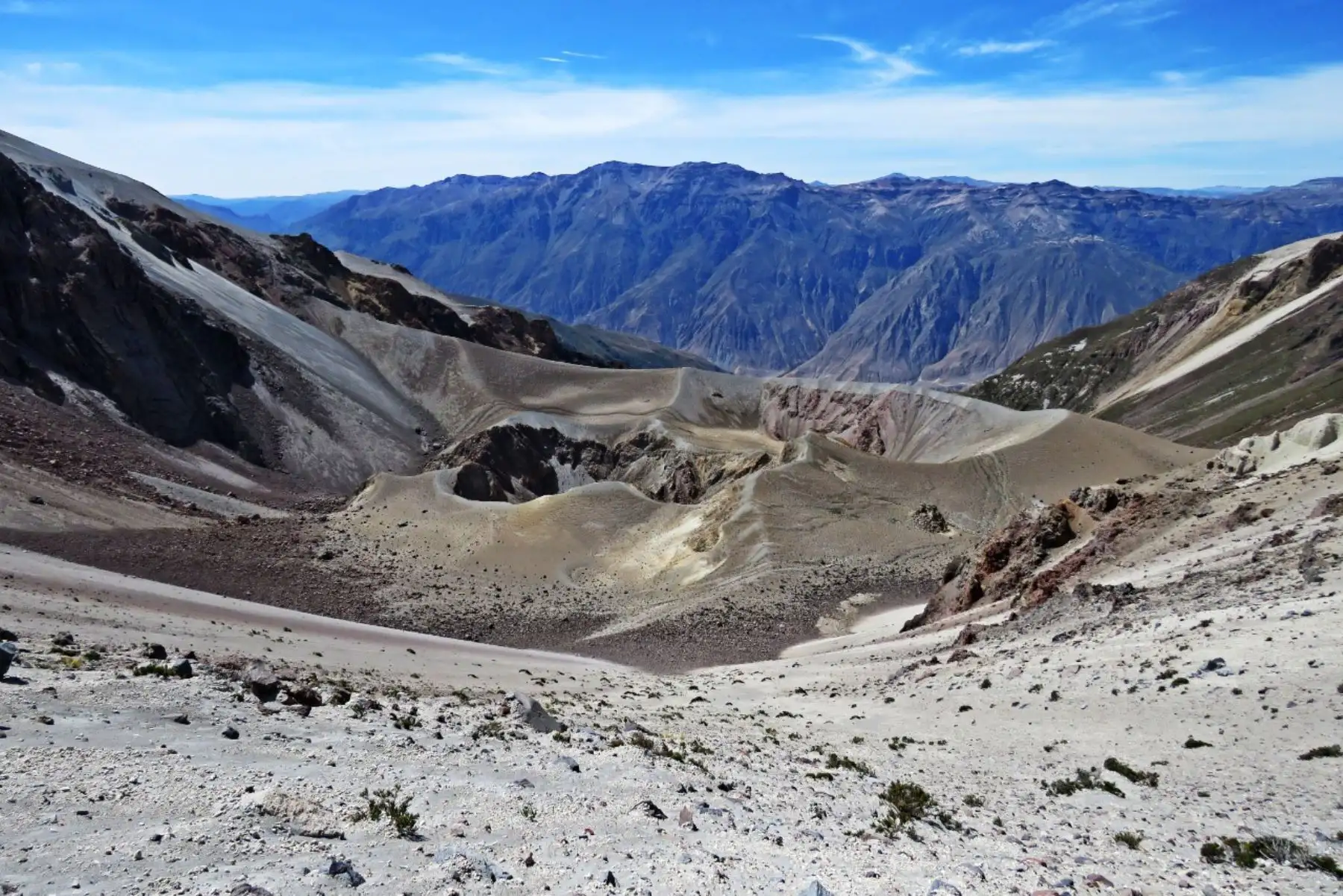 La erupción del Huaynaputina, según algunos cronistas, fue tres veces más fuerte que la explosión del volcán Vesubio en el año 79 de nuestra era.