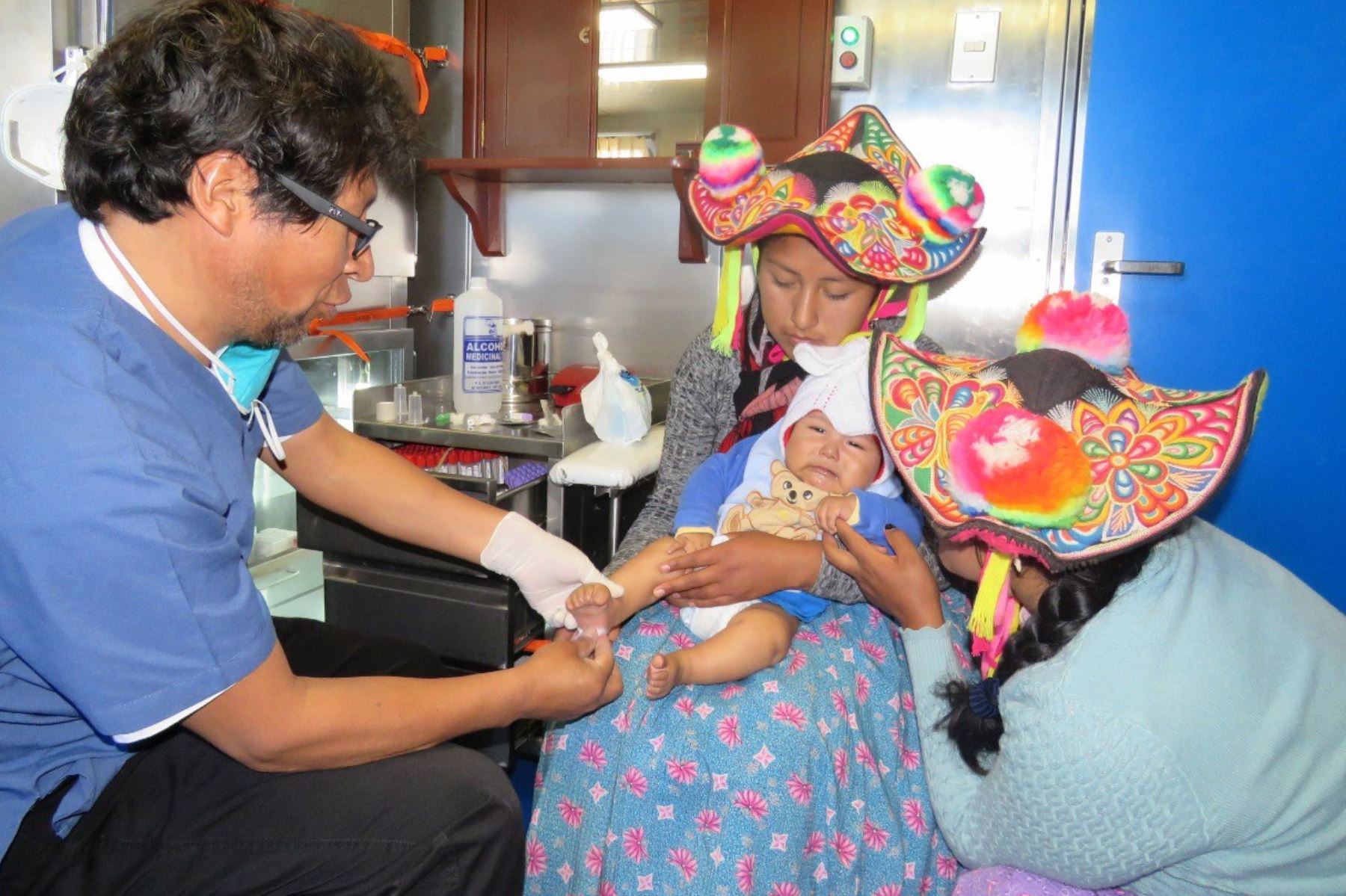 Midis acerca servicios del Estado en lengua materna a más de 300,000 peruanos