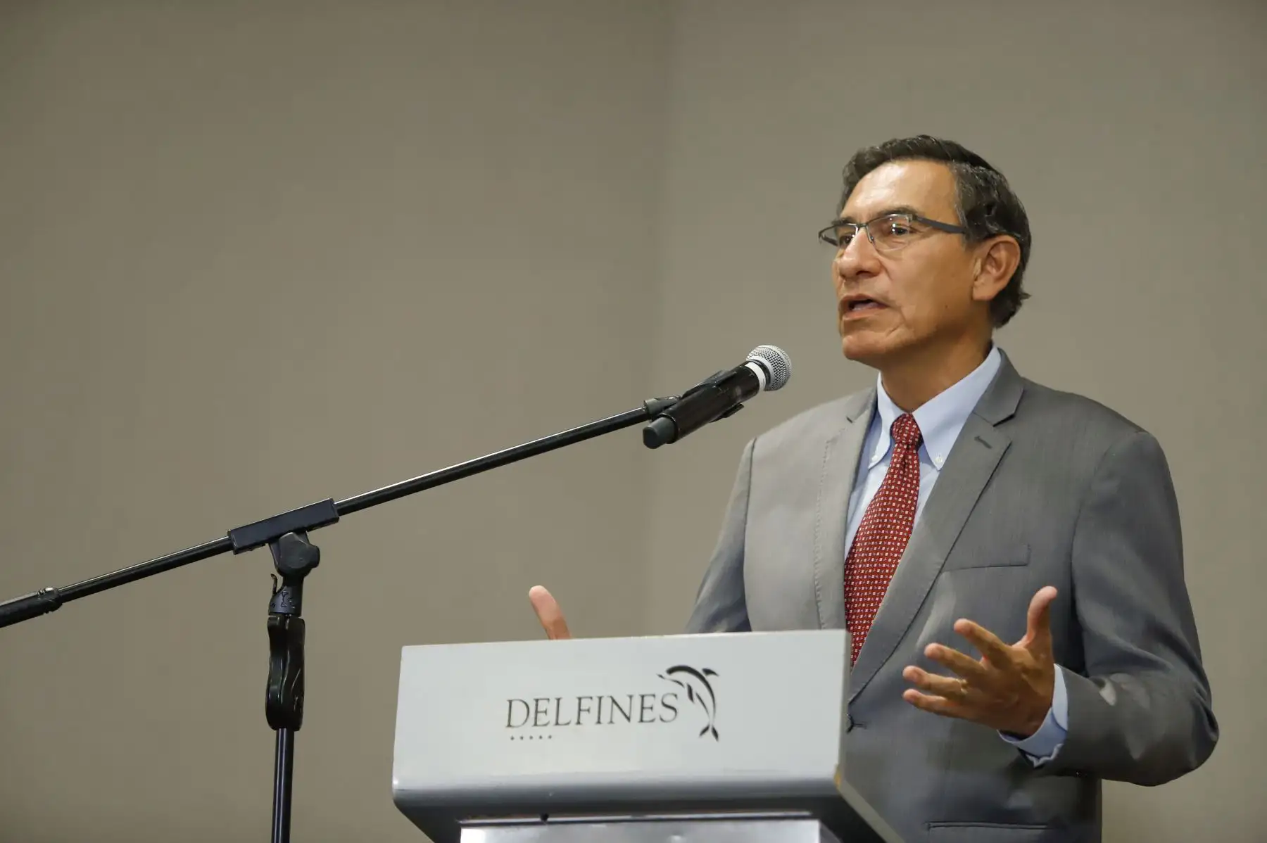 El mandatario Martín Vizcarra, participa en la juramentación del Presidente y del nuevo Consejo Directivo de la Asamblea Nacional de Gobiernos Regionales- ANGR 2020.
Foto: ANDINA/Prensa Presidencia