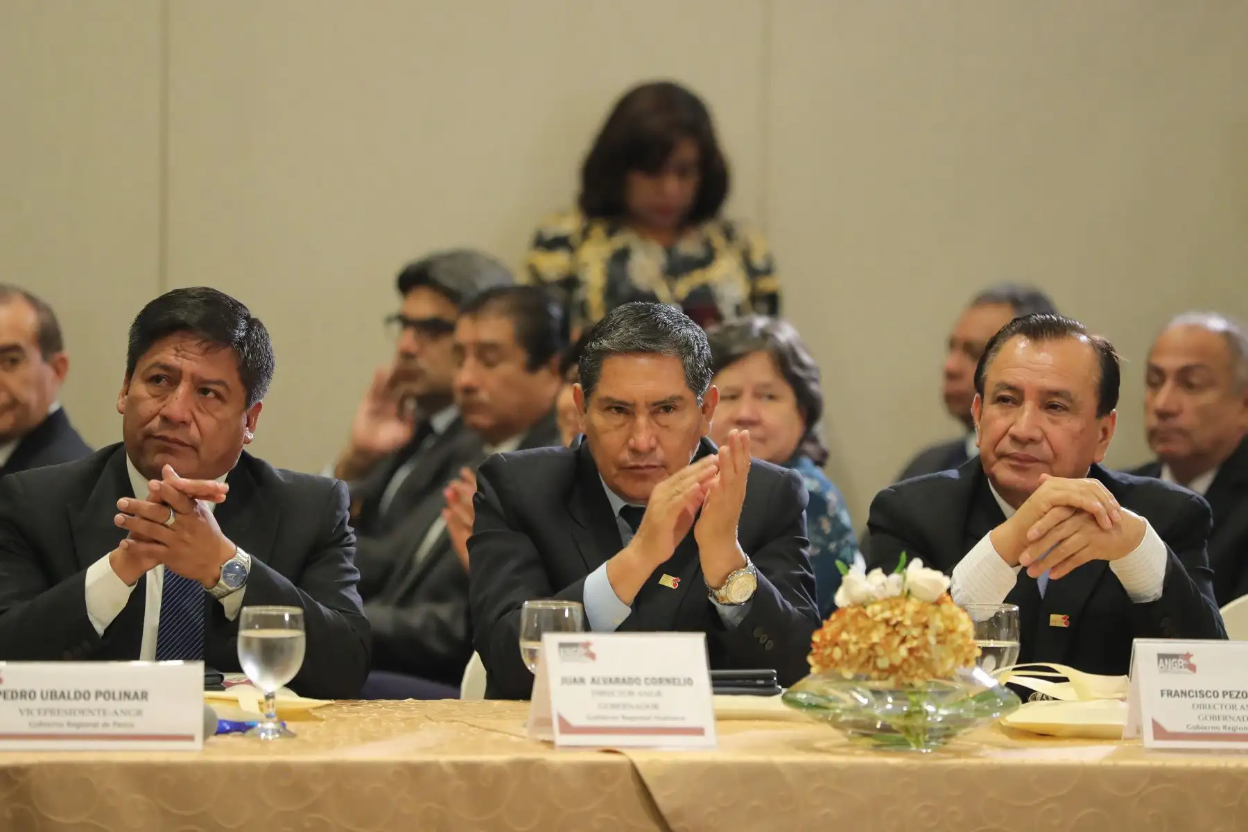 El mandatario Martín Vizcarra, participa en la juramentación del Presidente y del nuevo Consejo Directivo de la Asamblea Nacional de Gobiernos Regionales- ANGR 2020.
Foto: ANDINA/Prensa Presidencia