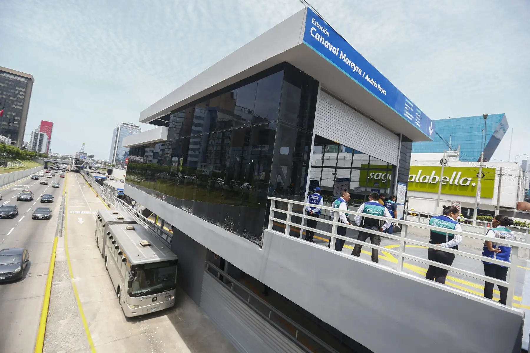 El alcalde Jorge Muñoz inaugura la nueva estación Andrés Reyes del Metropolitano, que beneficiará a 26 mil usuarios que utilizan a diario el servicio. Foto: ANDINA/Jhonel Rodríguez Robles