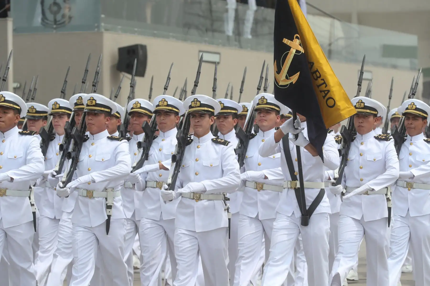 Presidente del Consejo de Ministros, Vicente Zeballos y el ministro de Defensa, Walter Roger Martos Ruiz asistieron a la ceremonia por el aniversario 25 de las operaciones del Alto Cenepa.
Foto: Mindef