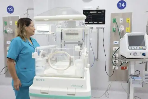 EsSalud sigue invirtiendo en mejorar la atención de los bebés prematuros, esta vez en el Hospital Sabogal. ANDINA/Difusión