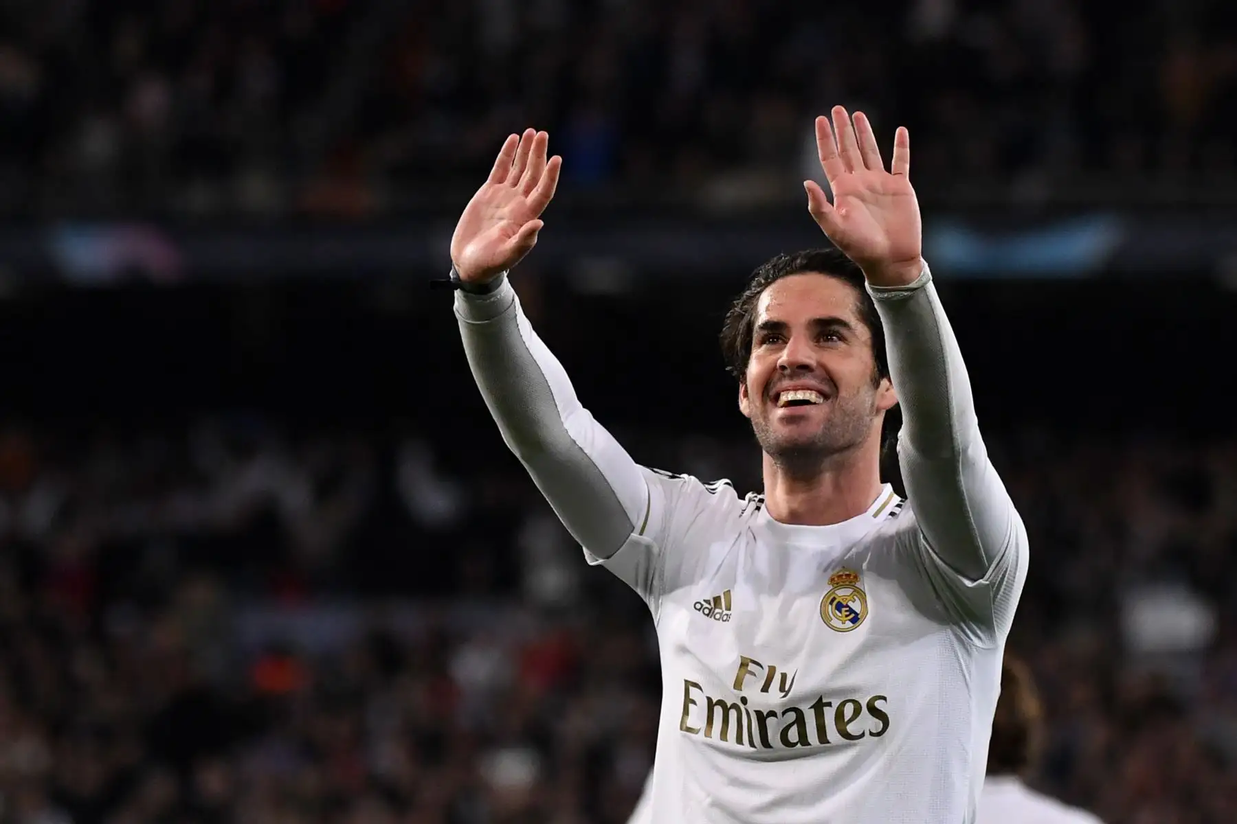 El centrocampista español del Real Madrid Isco celebra su gol durante la ronda de 16 de la UEFA Champions League en el partido de fútbol de ida entre el Real Madrid CF y el Manchester City.
Foto: AFP