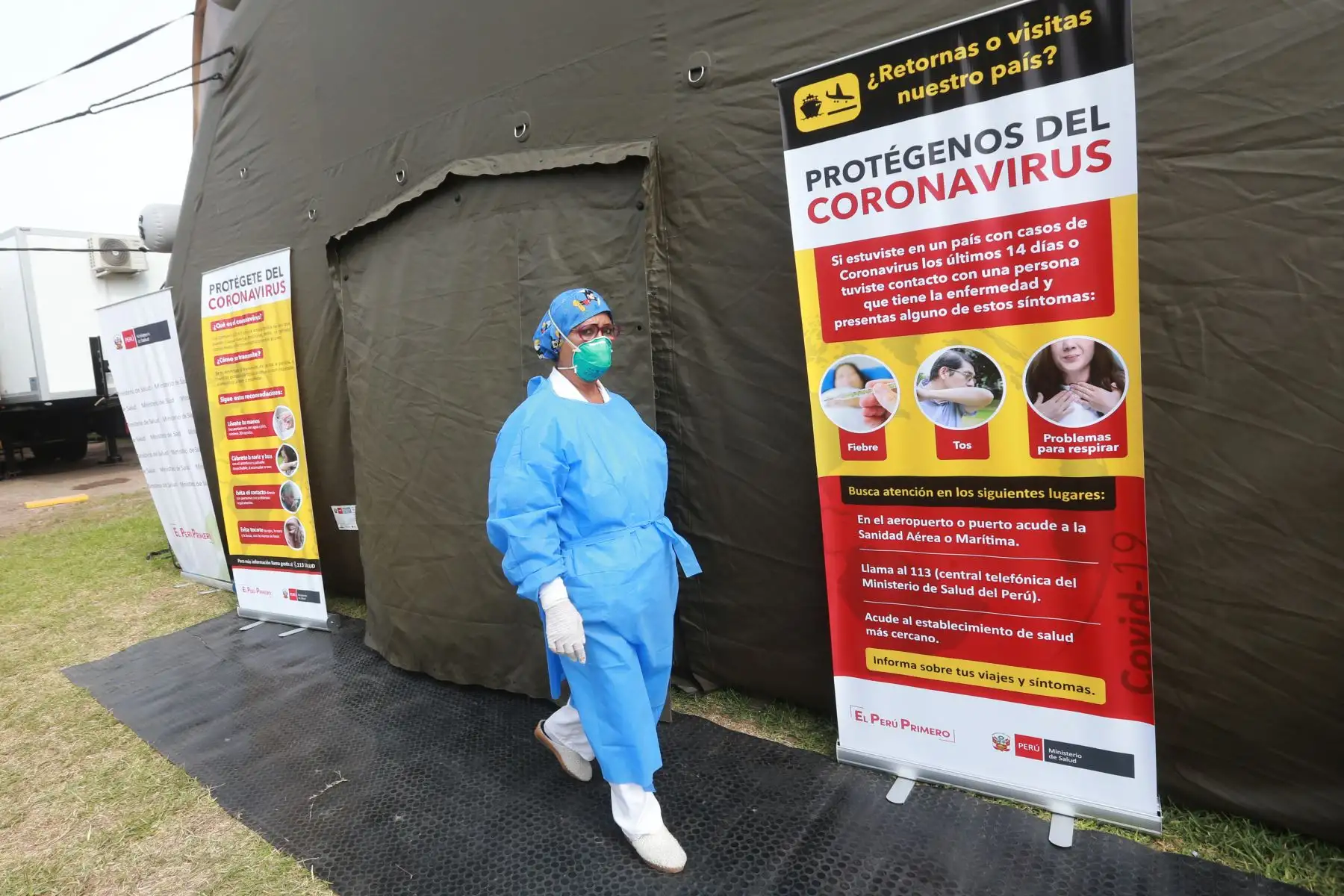 Minsa anuncia instalaciòn de hospitales moviles con instrumentos de ultima generaciòn que se  encuentran listos para alberga  posibles pacientes con el virus Covid-19, en el hospital Hipolìto Unanue. Foto: ANDINA/Jhony Laurente