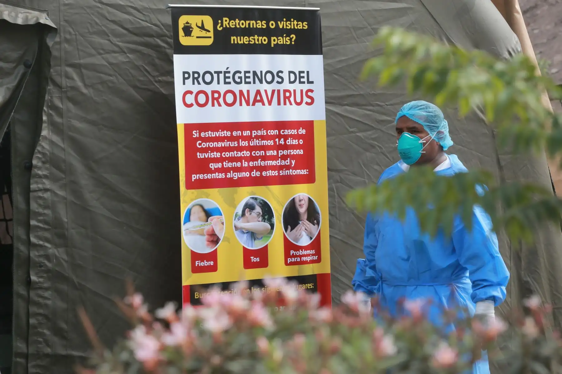 Minsa anuncia instalaciòn de hospitales moviles con instrumentos de ultima generaciòn que se  encuentran listos para alberga  posibles pacientes con el virus Covid-19, en el hospital Hipolìto Unanue. Foto: ANDINA/Jhony Laurente
