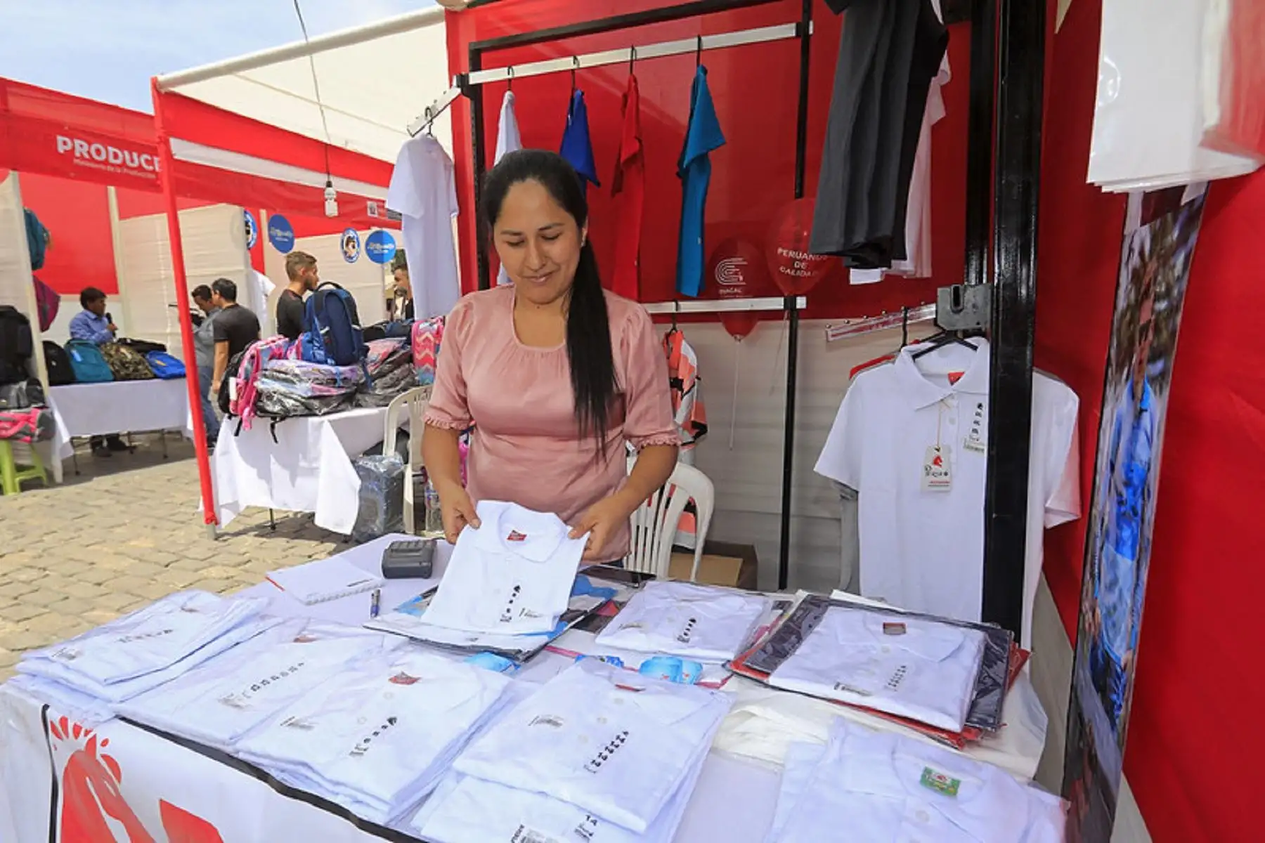 Feria Produce Escolar.
