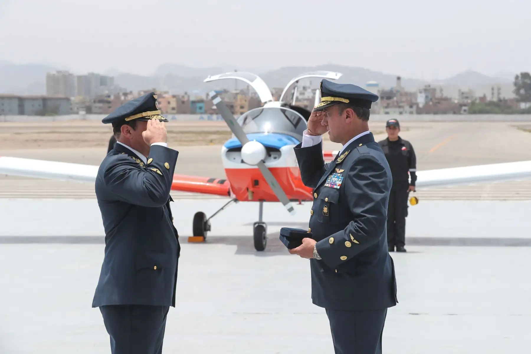 Ministro de Defensa, Walter Martos presidió ceremonia de entrega de aeronaves de instrucción Alarus CH2000.  Foto: ANDINA/MINDEF