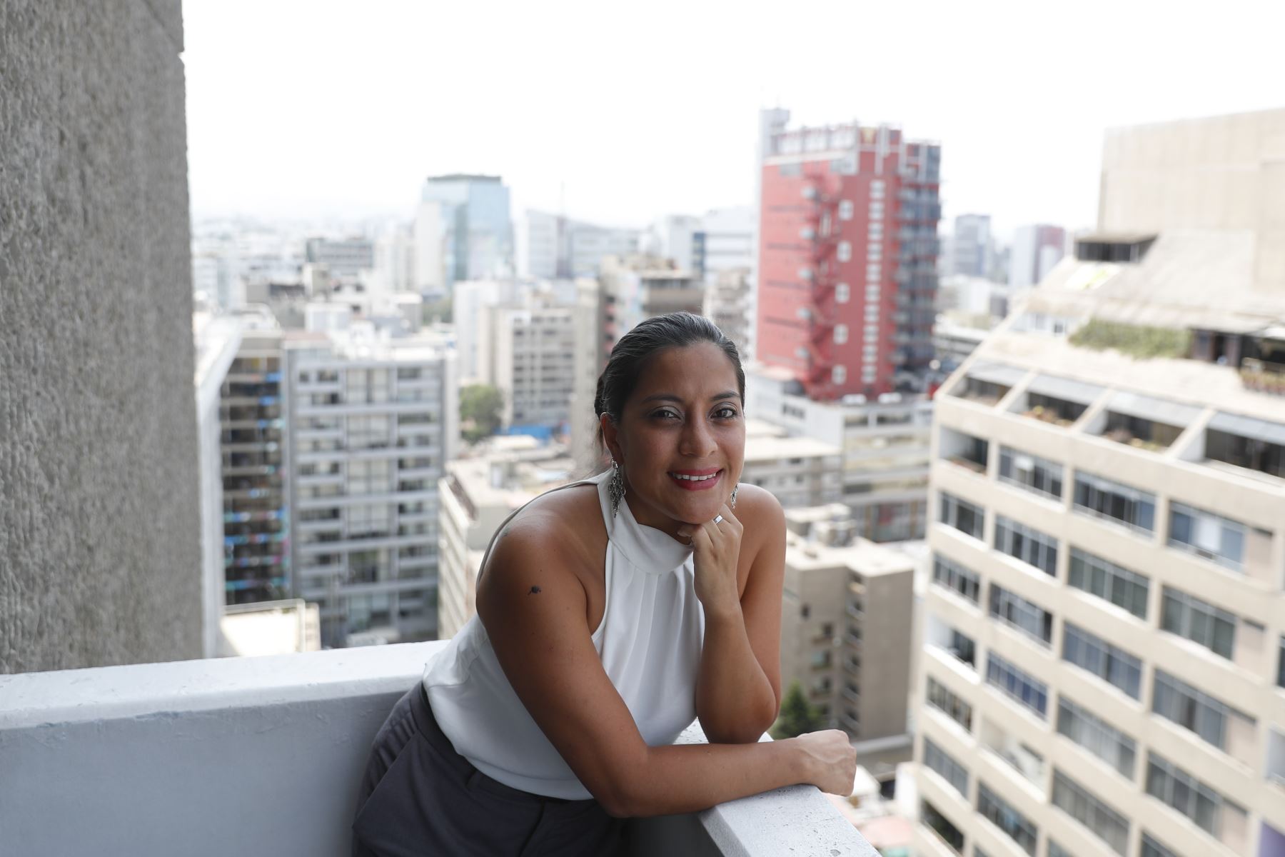 Gabriela Perona es directora del Proyecto especial Bicentenario y lidera un grupo de profesionales que apuesta por una conmemoración que muestre lo mejor de los peruanos y el Perú. ANDINA/Renato Pajuelo