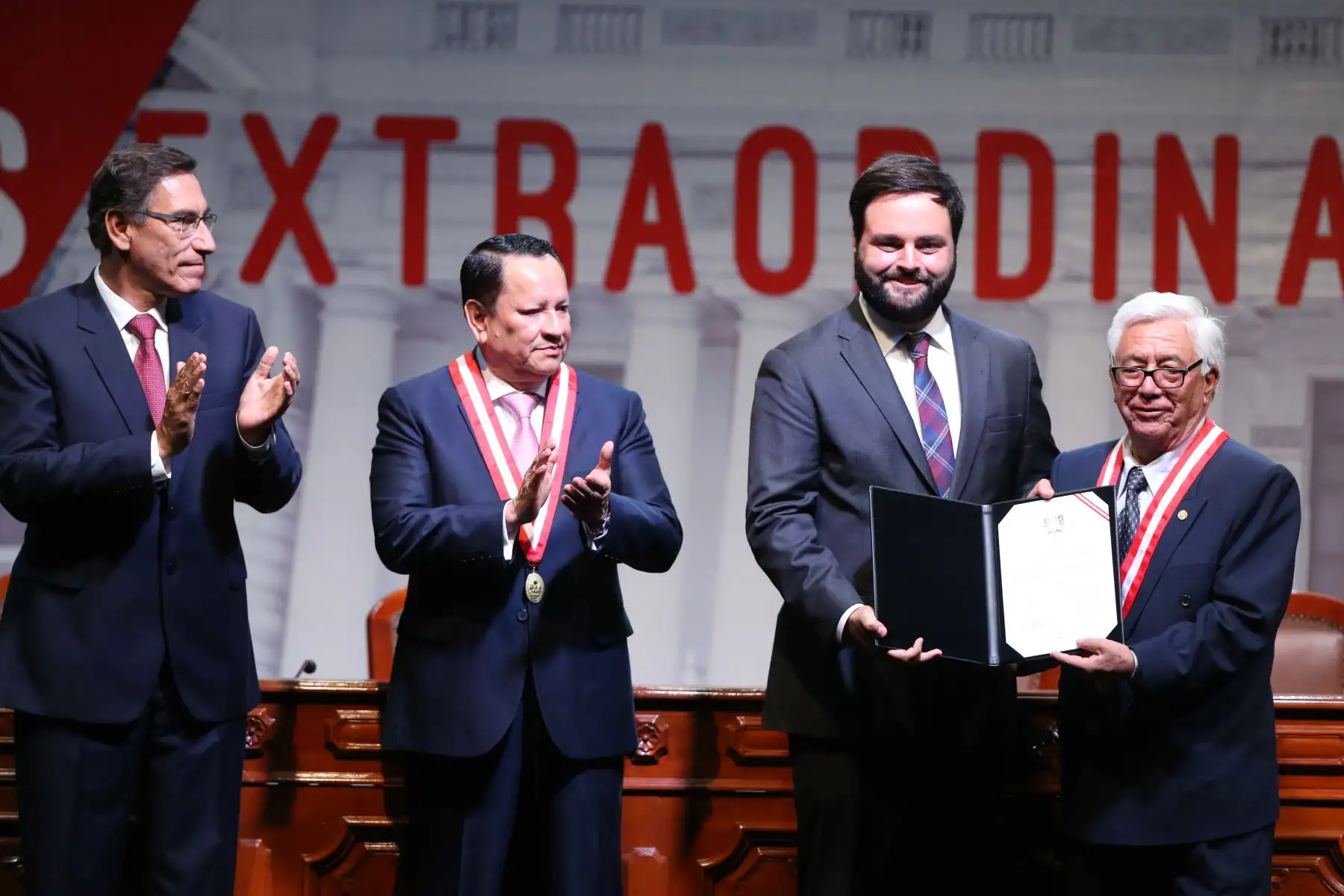 Alberto De Belaunde del Partido Morado. Entrega de credenciales a los nuevos congresistas del periodo parlamentario 2020. Foto: ANDINA/Jhonel Rodríguez Robles