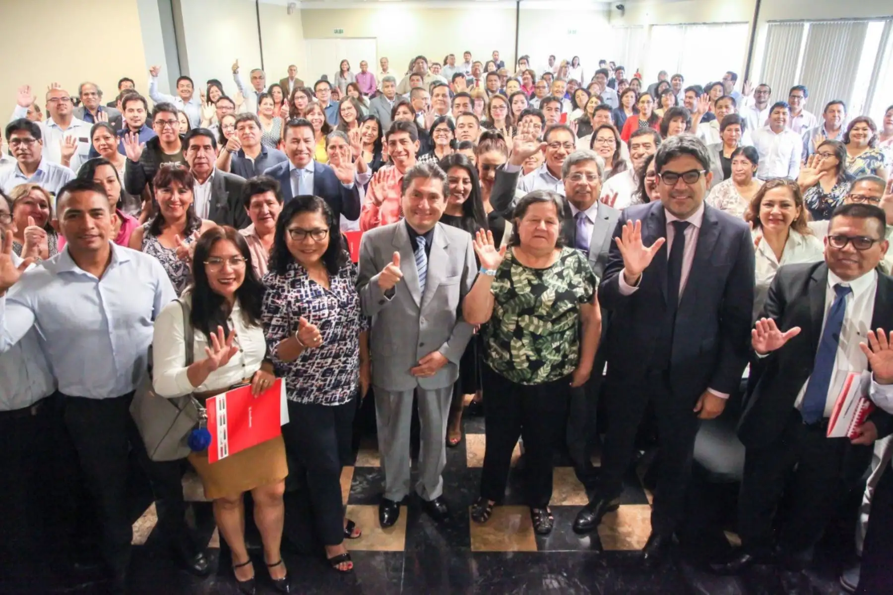 Titulares del Midis, Ariela Luna, y del Minedu, Carlos Martín Benavides, participaron en taller para definir acciones en favor de la primera infancia.
