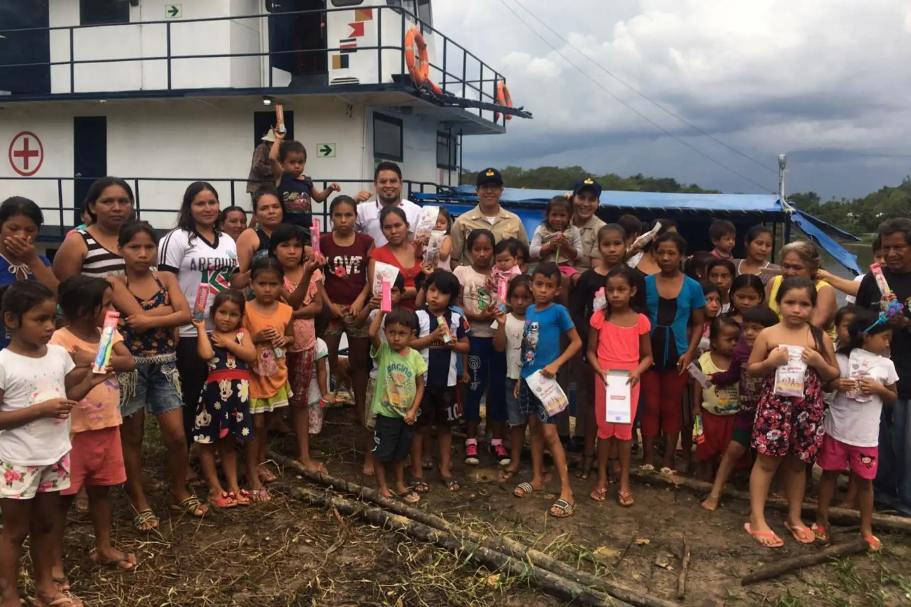 Loreto: niños de comunidad Diamante Azul se afiliaron al SIS y recibieron atención médica
